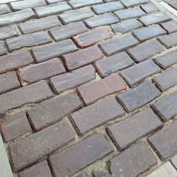 KF oud type Dordrecht donker paars genuanceerd